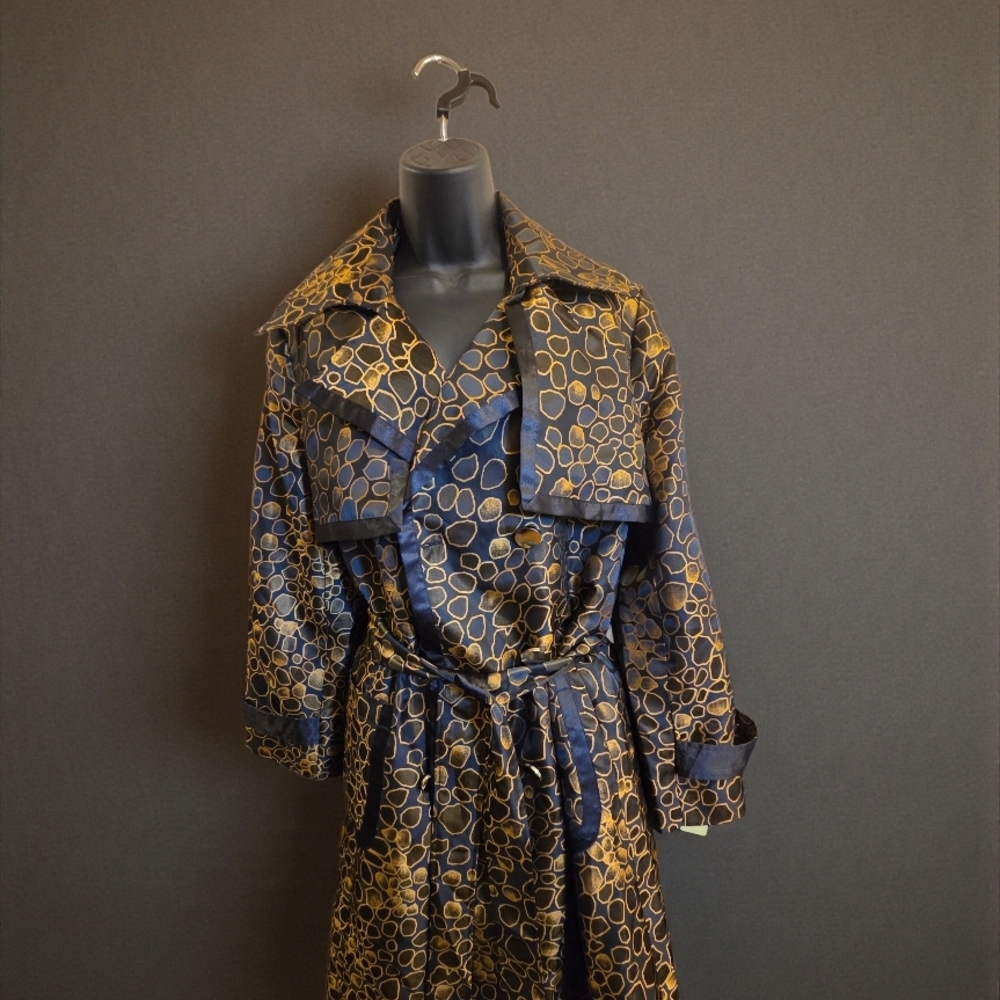 Elegant Women's Trench Coat